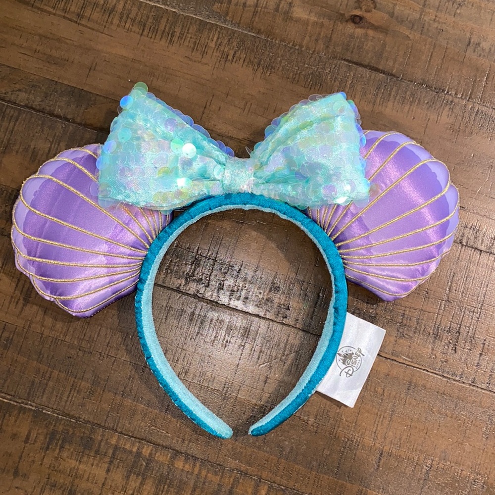 DISNEY Rare Mickey Ears Little Mermaid Sequin Embroidery Mermaid Hair Don’t Care
